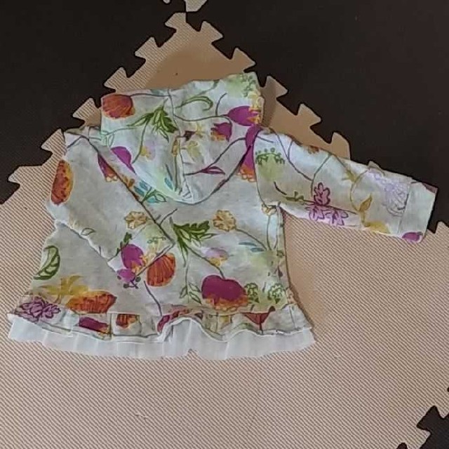 hakka baby(ハッカベビー)のハッカベビー　裾フリルパーカー　80 キッズ/ベビー/マタニティのベビー服(~85cm)(その他)の商品写真