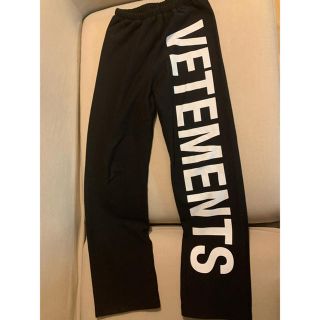 バレンシアガ(Balenciaga)のvetements  ビッグロゴスウェットパンツ(その他)