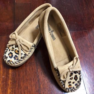 ミネトンカ(Minnetonka)のMINNETONKA(スリッポン/モカシン)