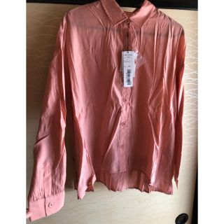 メルロー(merlot)の新品　merlot シャツブラウス(シャツ/ブラウス(長袖/七分))