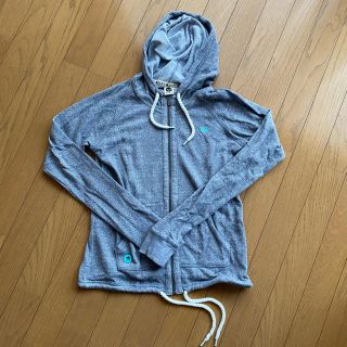 ロキシー(Roxy)のROXYグレーパーカー(パーカー)