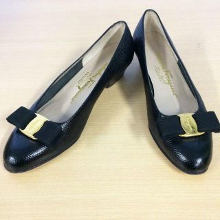 サルヴァトーレフェラガモ(Salvatore Ferragamo)のフェラガモ パンプス ブラック (90016377)(ハイヒール/パンプス)