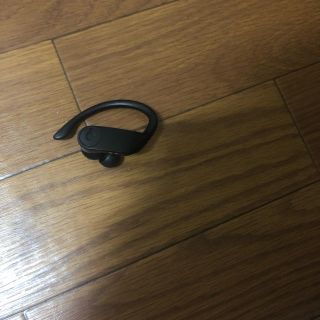 ビーツバイドクタードレ(Beats by Dr Dre)のpower beats pro 右耳のみ(ヘッドフォン/イヤフォン)