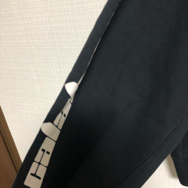 Supreme(シュプリーム)のyeezy season 4 calabasas メンズのトップス(スウェット)の商品写真