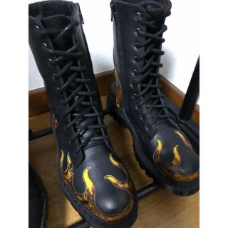 Balenciaga - VETEMENTS ファイヤーパターンブーツの通販|ラクマ