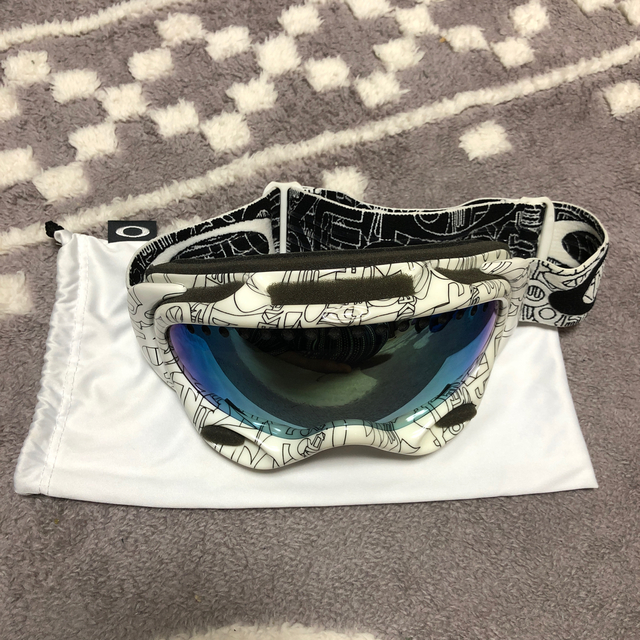 Oakley(オークリー)のOAKLEY ゴーグル スポーツ/アウトドアのスノーボード(ウエア/装備)の商品写真