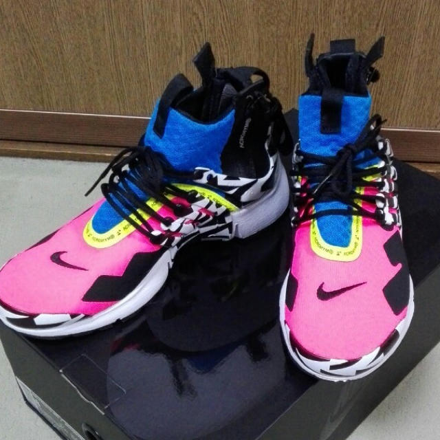 NIKE(ナイキ)のNIKE acronym air presto mid racer pink. メンズの靴/シューズ(スニーカー)の商品写真