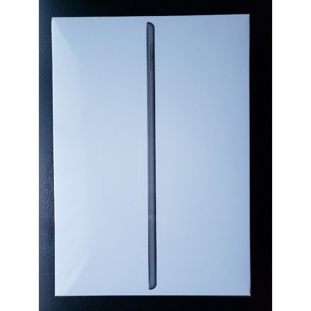 Apple iPad (10.2インチ、WiFiモデル、32GB、グレー)