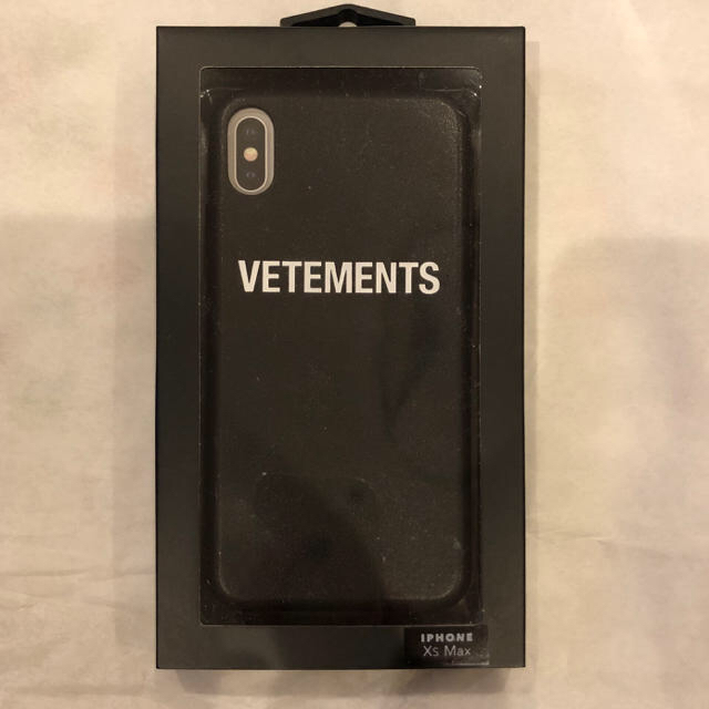 Balenciaga(バレンシアガ)の新品未使用ヴェトモン   vetements iPhone ケース スマホ/家電/カメラのスマホアクセサリー(iPhoneケース)の商品写真