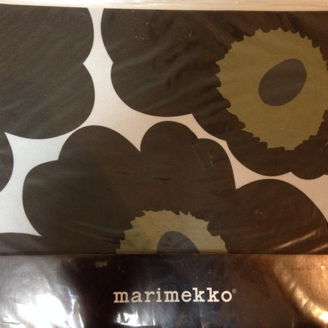 marimekko(マリメッコ)の マリメッコ　マウスパッド 新品未使用 インテリア/住まい/日用品のオフィス用品(その他)の商品写真