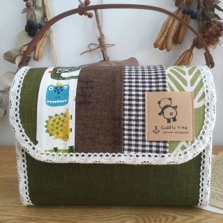 もも様　専用✨ハンドメイド 母子手帳ケース(4人用)持ち手付き(母子手帳ケース)