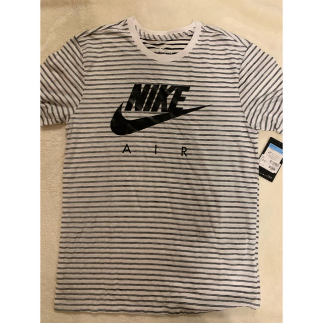 NIKE(ナイキ)のNIKEボーダーTシャツ新品 メンズのトップス(Tシャツ/カットソー(半袖/袖なし))の商品写真