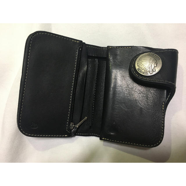 レッドムーンの財布