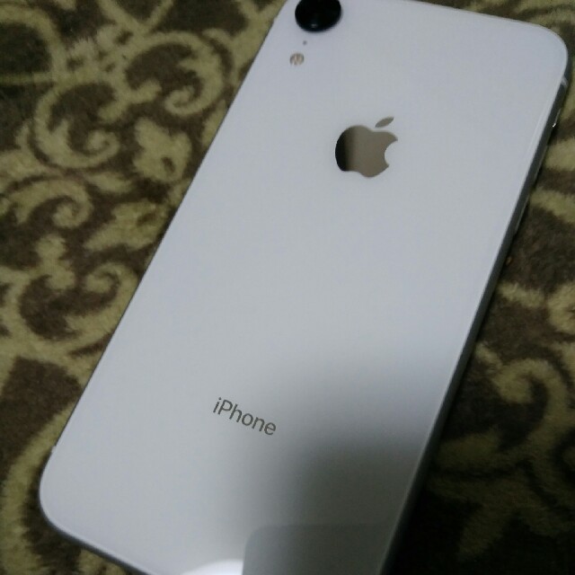 iPhone XR 64GBsimフリー ホワイト
