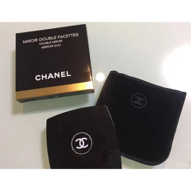 CHANEL(シャネル)の未使用 CHANEL ミロワール ドゥーブル ファセット コンパクト ミラー レディースのファッション小物(ミラー)の商品写真