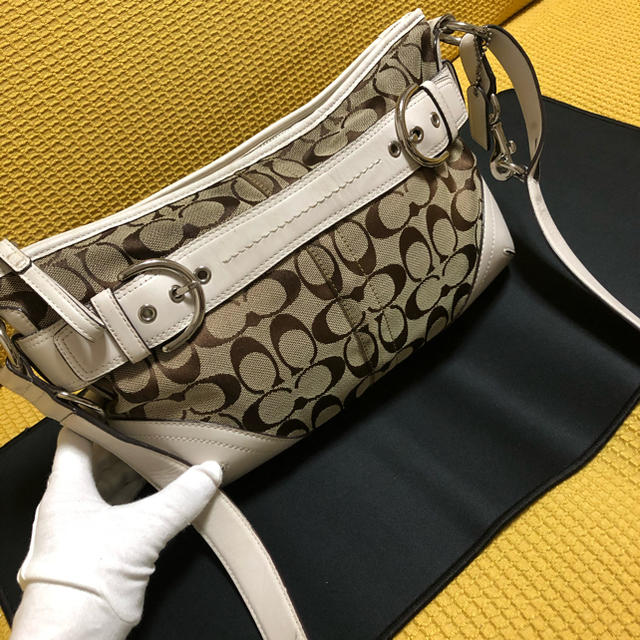 COACH(コーチ)のコーチ　ワンショルダー　 レディースのバッグ(ショルダーバッグ)の商品写真