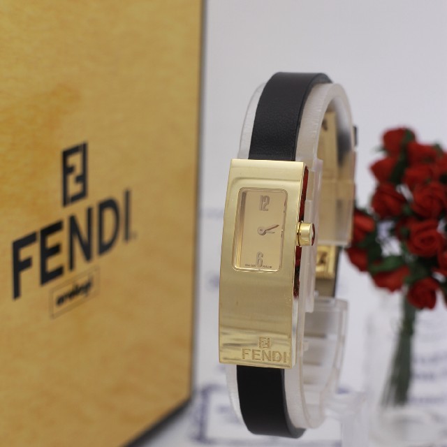 正規品【新品電池】FENDI 3300L/ゴールド バングルウォッチ - 腕時計