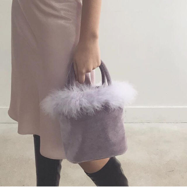 Verybrain - 新品♡ the virgins フェザーバニティバッグ パープルの ...