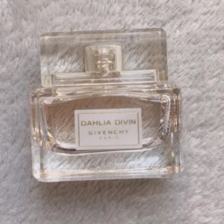 ジバンシィ(GIVENCHY)の香水　ジバンシィ ダリア ディヴァン オードトワレ 5ml(香水(女性用))