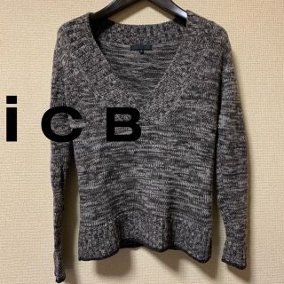 アイシービー(ICB)の【美品】iCB Vネックニット(ニット/セーター)