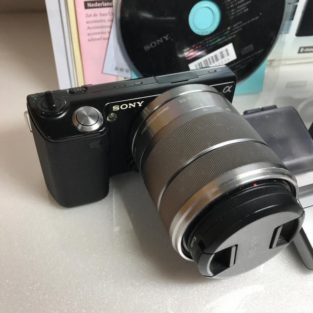 SONY(ソニー)の同梱専用Sony NEX-5 18-55mmズームレンズキット スマホ/家電/カメラのカメラ(ミラーレス一眼)の商品写真