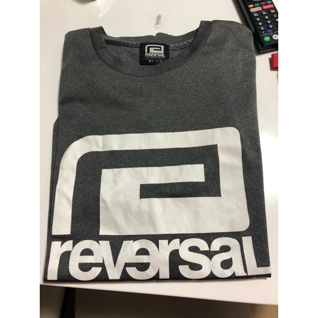 reversal  グレー　XL  リバーサル　Tシャツ　NIKE adidas メンズのトップス(Tシャツ/カットソー(半袖/袖なし))の商品写真