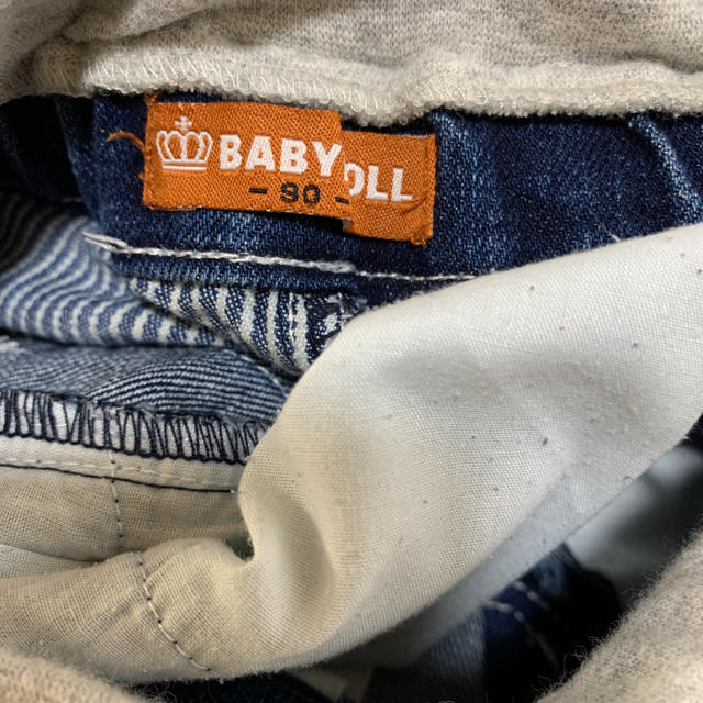 BABYDOLL(ベビードール)のベビードール　デニム  パンツ　ワッペン  緑　90 キッズ/ベビー/マタニティのキッズ服男の子用(90cm~)(パンツ/スパッツ)の商品写真