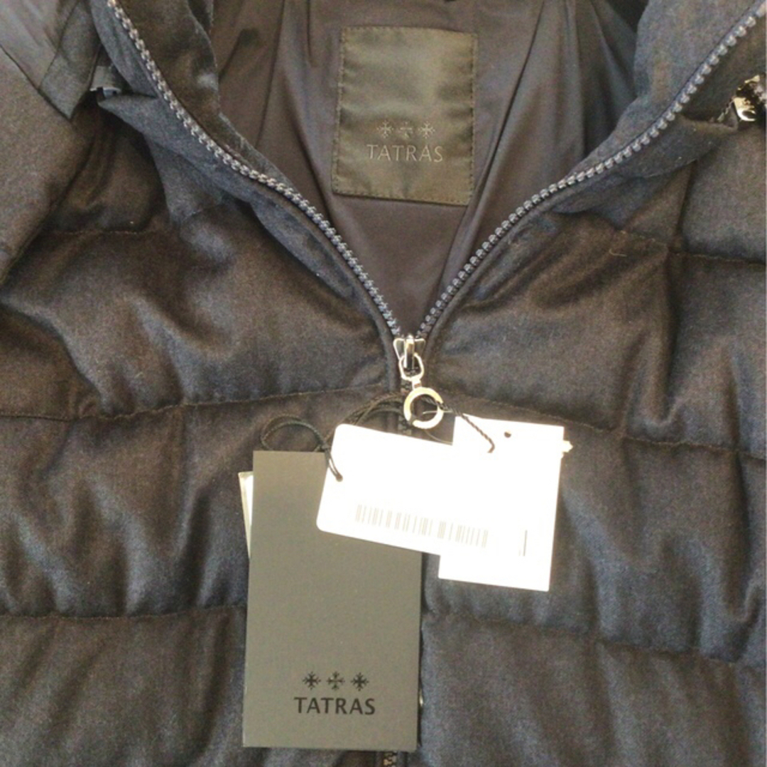 TATRAS(タトラス)の新品 タトラス LAVIANA ウール ダウンコート ネイビー 2 正規品 レディースのジャケット/アウター(ダウンコート)の商品写真