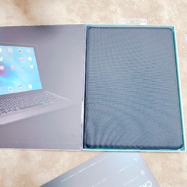 iPad(アイパッド)のi Pad Pro バックライト付きキーボードケース スマホ/家電/カメラのPC/タブレット(ノートPC)の商品写真