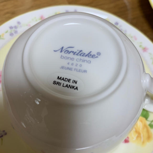 Noritake(ノリタケ)のNoritake ノリタケ カップ&ソーサー 2客 ティーポット ジュヌフレール インテリア/住まい/日用品のキッチン/食器(食器)の商品写真