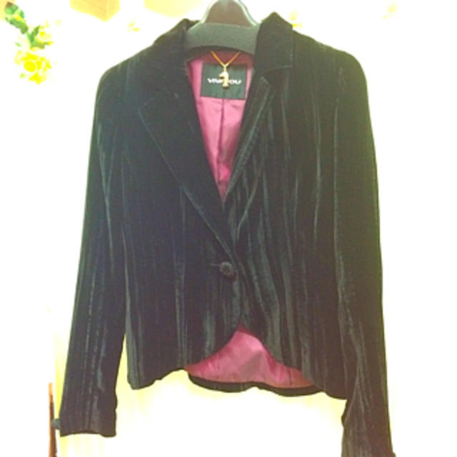 VIVAYOU(ビバユー)のビバユーのベルベットジャケット レディースのジャケット/アウター(テーラードジャケット)の商品写真