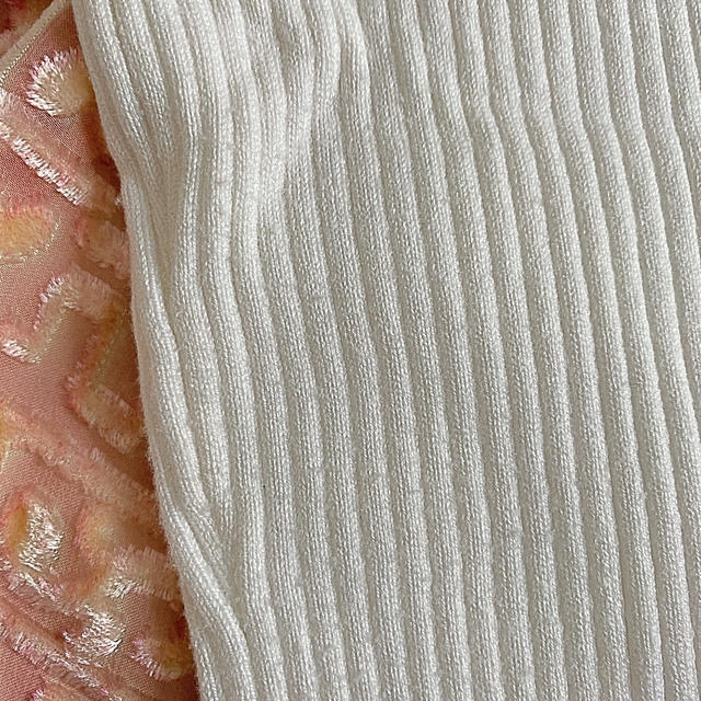 Rirandture(リランドチュール)のリブニット白 レディースのトップス(ニット/セーター)の商品写真