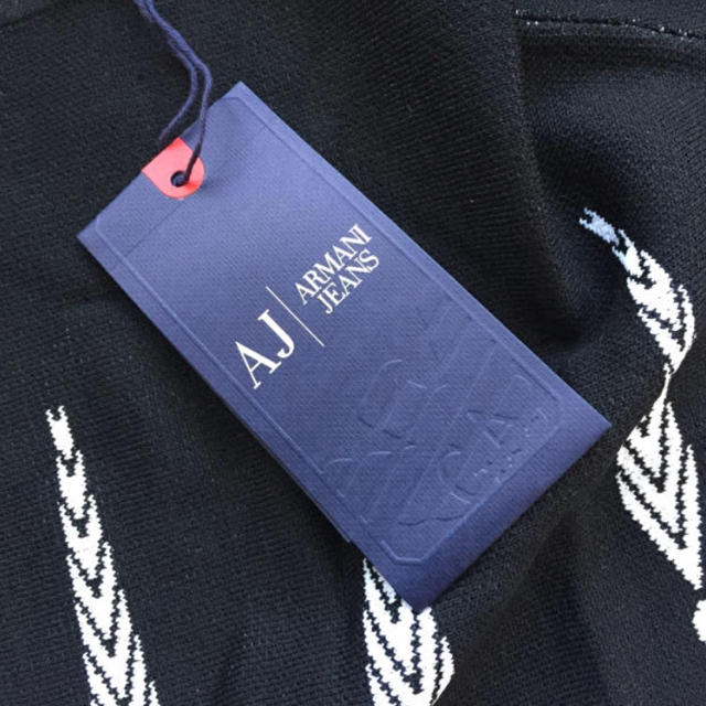 ARMANI JEANS(アルマーニジーンズ)のアルマーニジーンズ  ALMANI JEANS新品ニット38 レディースのトップス(ニット/セーター)の商品写真