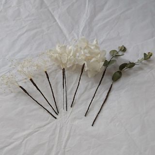 売り切れ。ハンドメイド 髪飾り/ヘッドドレス かすみ草 ユーカリ 紫陽花(ヘッドドレス/ドレス)