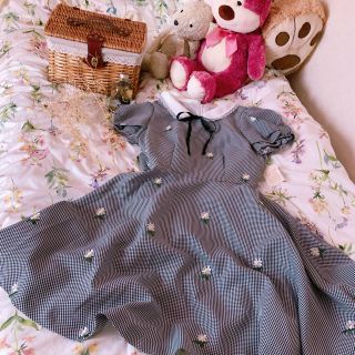 シークレットハニー(Secret Honey)のゆいちょん様専用。Secret Honey マーガレットフラワー刺繍ワンピース(ミニワンピース)