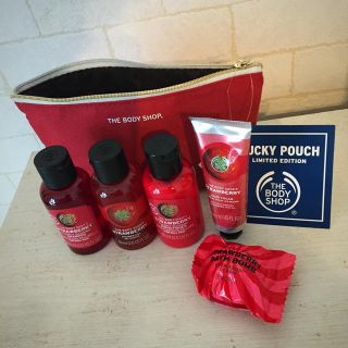 ザボディショップ(THE BODY SHOP)のお得 ラッキーポーチ ストロベリー ザ・ボディショップ(バスグッズ)