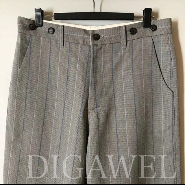 DIGAWEL(ディガウェル)のDIGAWEL ストライプ スラックス グレー メンズのパンツ(スラックス)の商品写真
