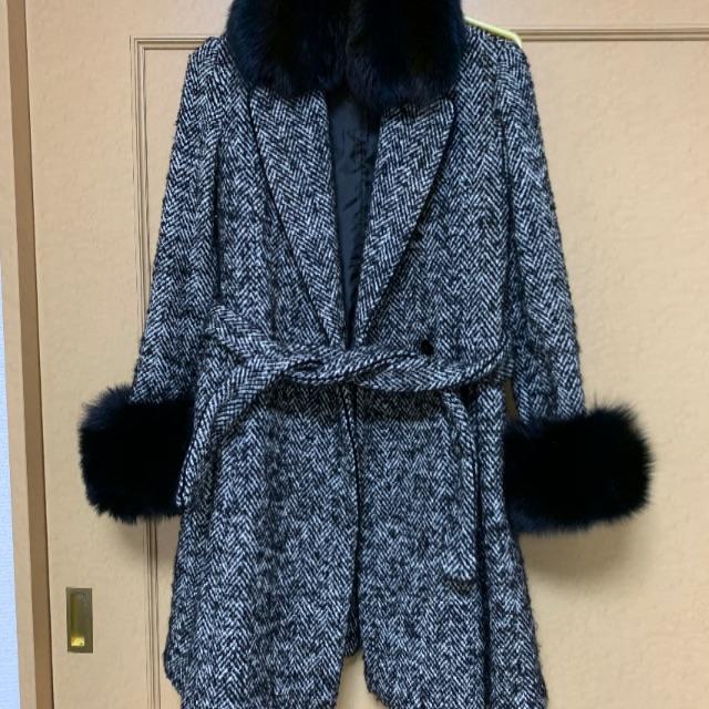 epuda(イプダ)のファー付きコート レディースのジャケット/アウター(ロングコート)の商品写真