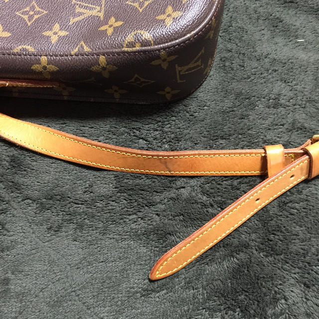 LOUIS VUITTON(ルイヴィトン)のぱんだ様専用☆   ルイヴィトン   サンクルー モノグラム レディースのバッグ(ショルダーバッグ)の商品写真