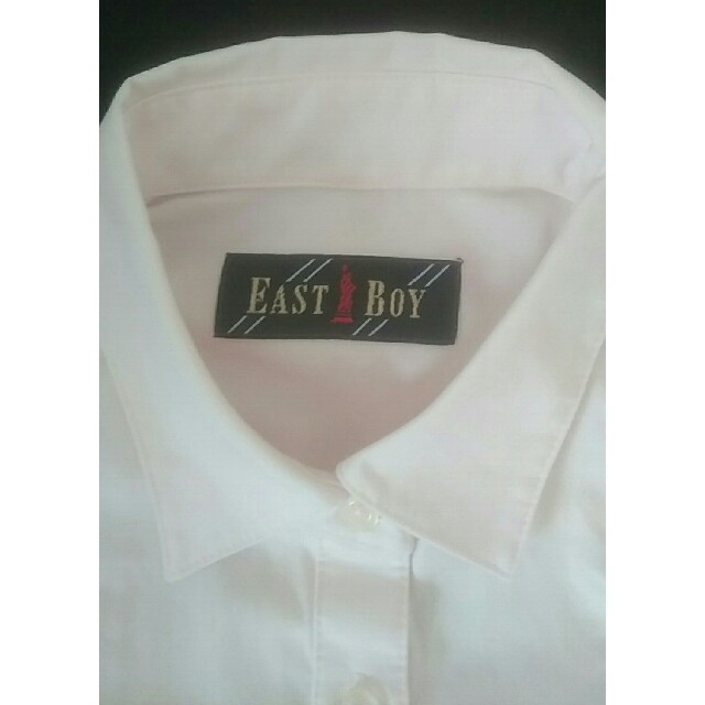 EASTBOY(イーストボーイ)のEAST BOY うすピンク色シャツ レディースのトップス(シャツ/ブラウス(長袖/七分))の商品写真