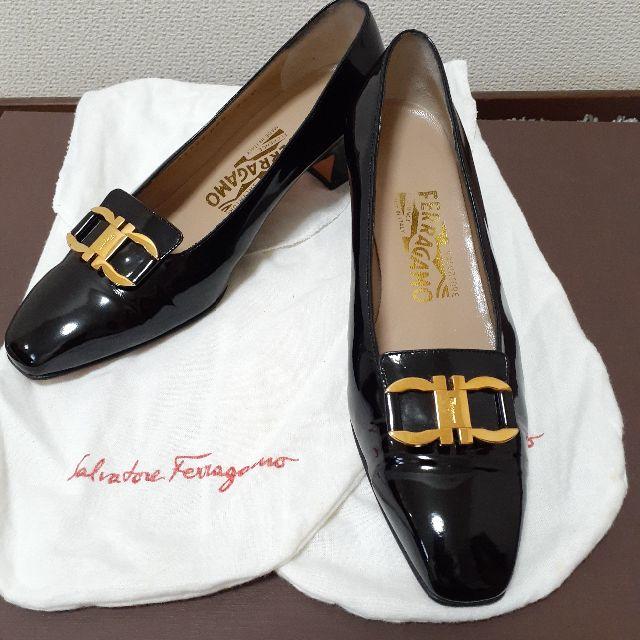 Salvatore Ferragamo(サルヴァトーレフェラガモ)の最終お値下げ♥フェラガモパンプス　22.5cm レディースの靴/シューズ(ハイヒール/パンプス)の商品写真