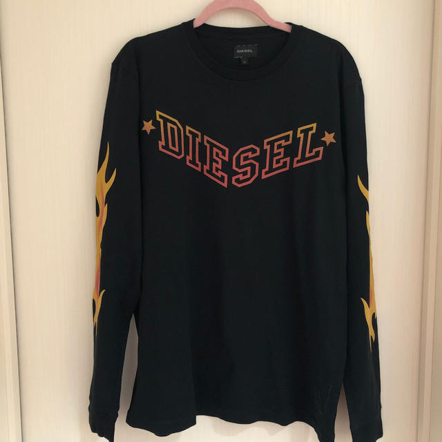 DIESEL(ディーゼル)のDIESEL ロンT BLACK メンズのトップス(Tシャツ/カットソー(七分/長袖))の商品写真