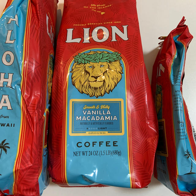 LION(ライオン)のライオンコーヒー　大容量680g×2＋283g×1 食品/飲料/酒の飲料(コーヒー)の商品写真