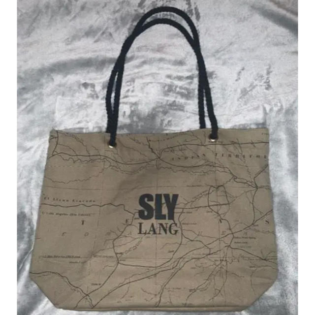 SLY(スライ)のSLY トートバッグ レディースのバッグ(トートバッグ)の商品写真