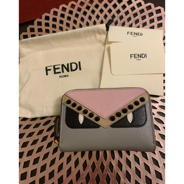 FENDI ミニウォレット　コインケース