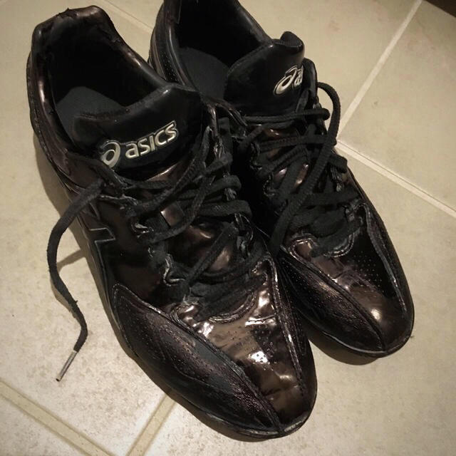 asics(アシックス)の値下げ中❗️スパイクシューズ27.5cm アシックス 野球　 スポーツ/アウトドアの野球(シューズ)の商品写真