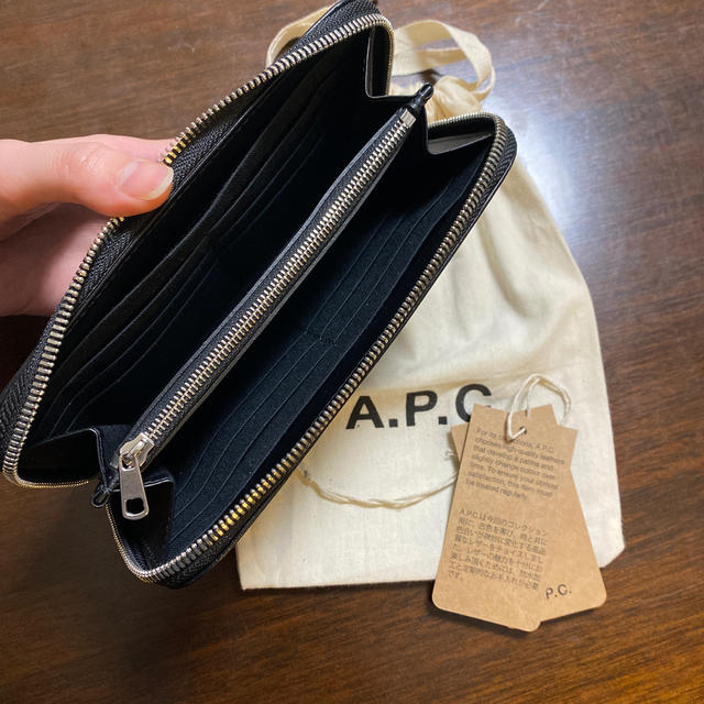 A.P.C.カーフスキン長財布 | wic-capital.net