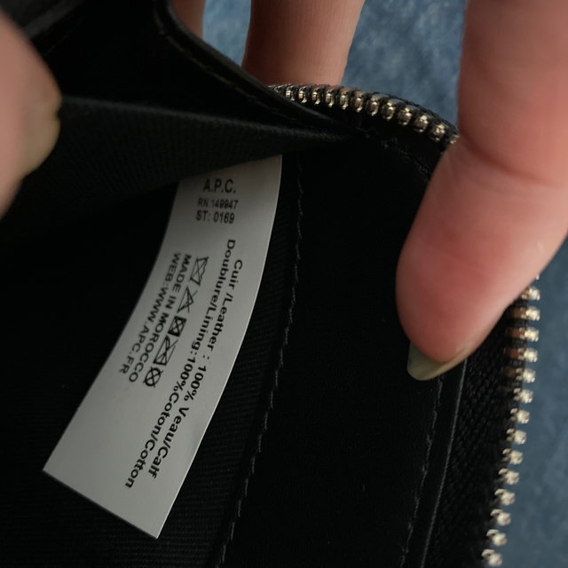 A.P.C.カーフスキン長財布 | wic-capital.net
