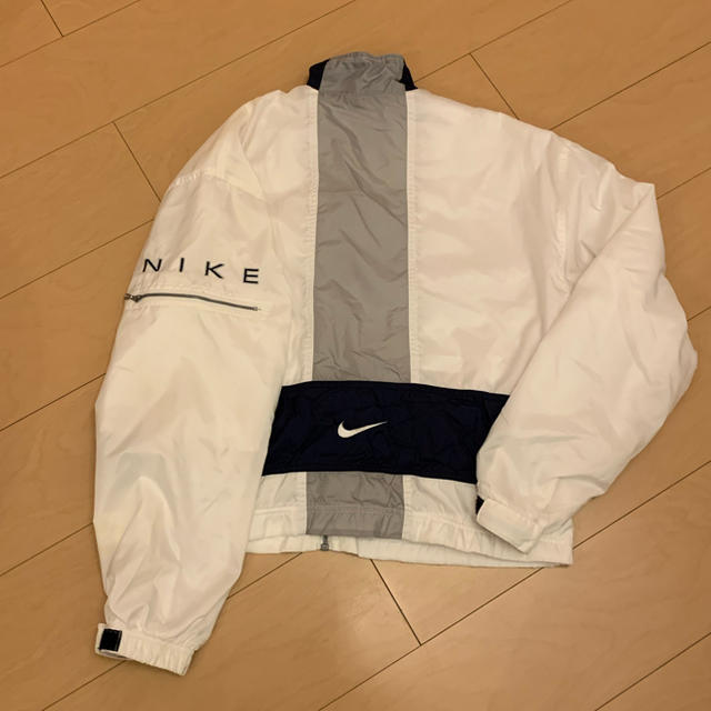 NIKE(ナイキ)のNIKE パーカ レディースのトップス(パーカー)の商品写真