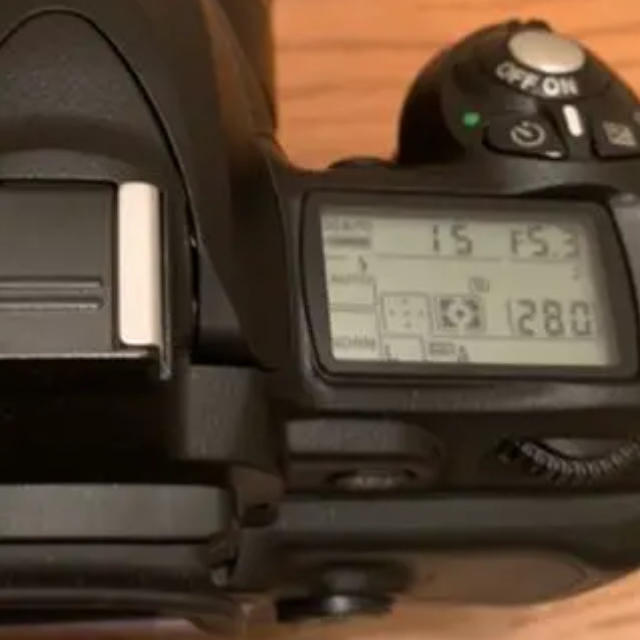 美品　一眼レフ　Nikon  D50 超望遠　300mm スマホへ写真移行！！